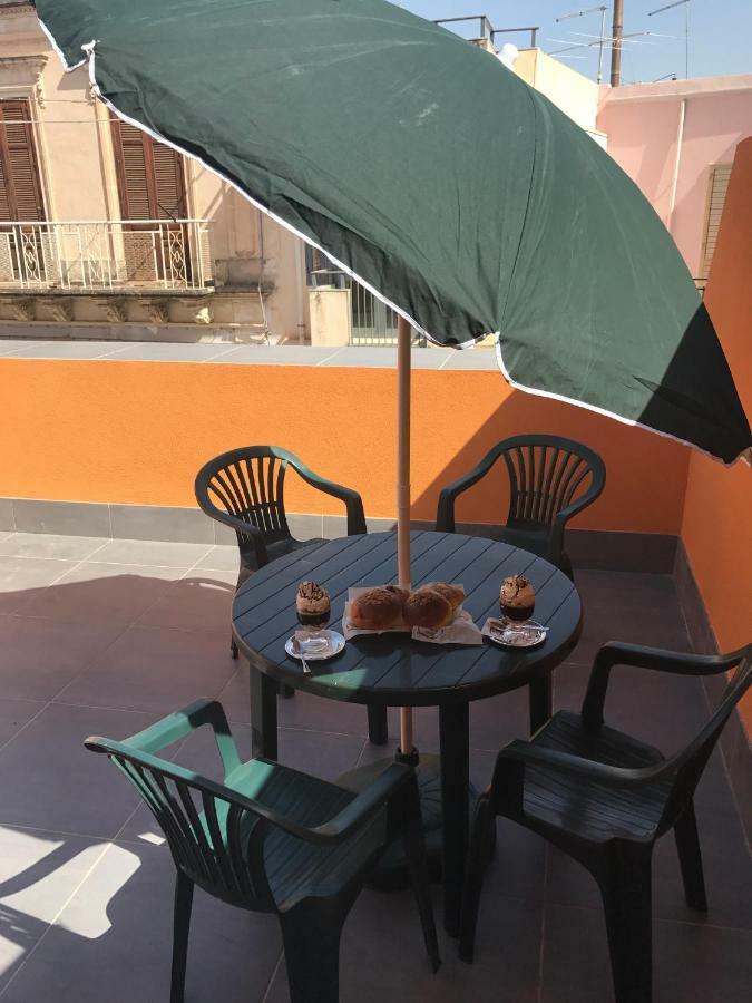Ferienwohnung Casa Abola Avola Exterior foto